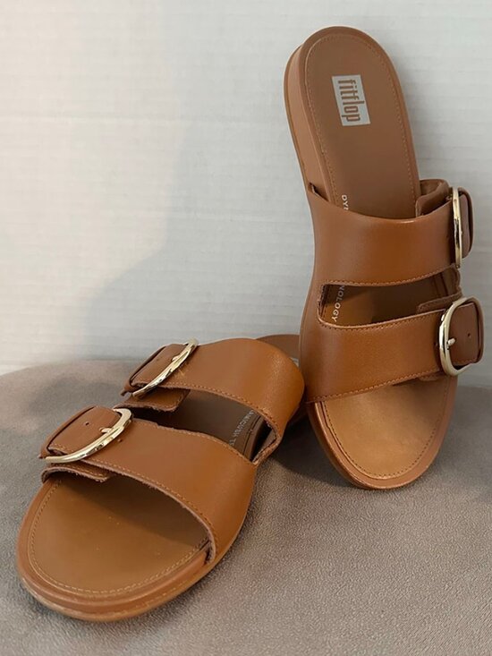Fitflop Gracie Buckle Two-Bar Leather Slides/Size 5 - Picture 2 of 4